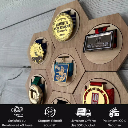 Porte-Médailles en Bois de Pin